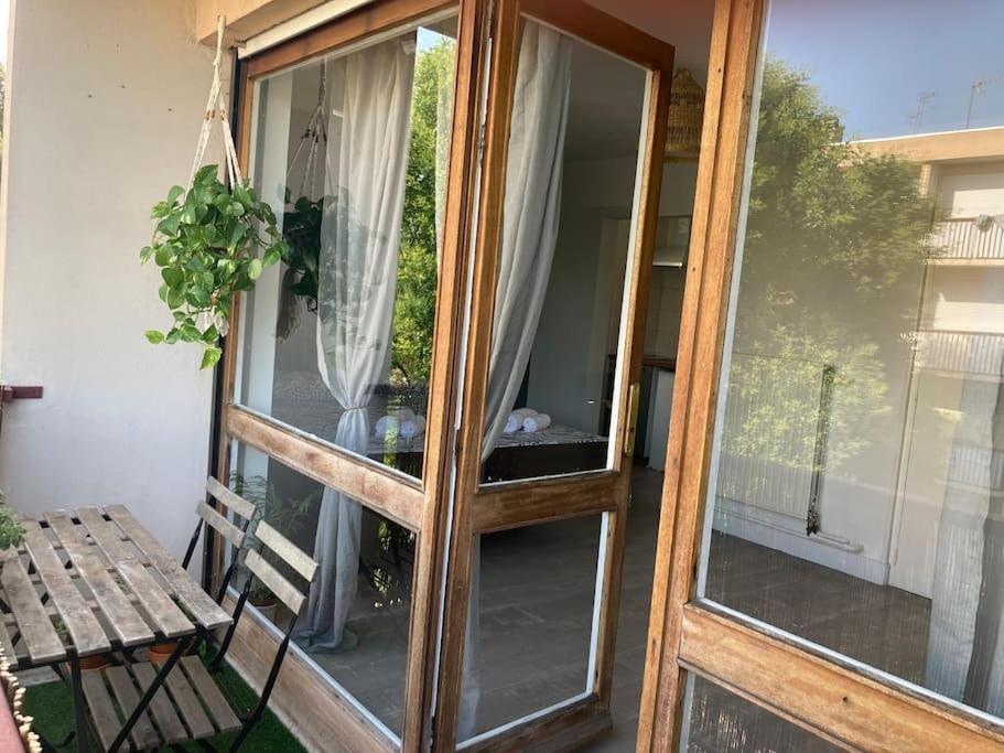 Cozy Studio With Balcony And Free Parking Αιξ-αν-Προβάνς Εξωτερικό φωτογραφία